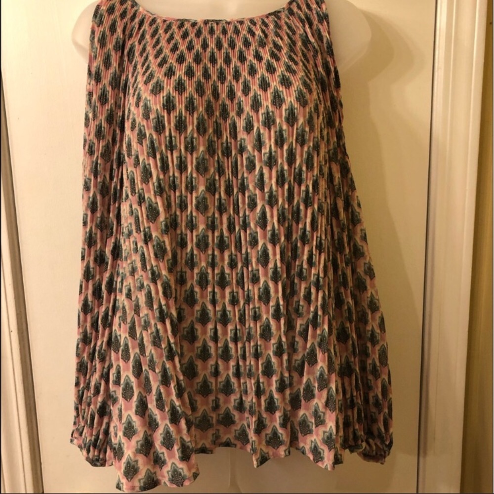 Lauren Conrad blouse, open shoulders